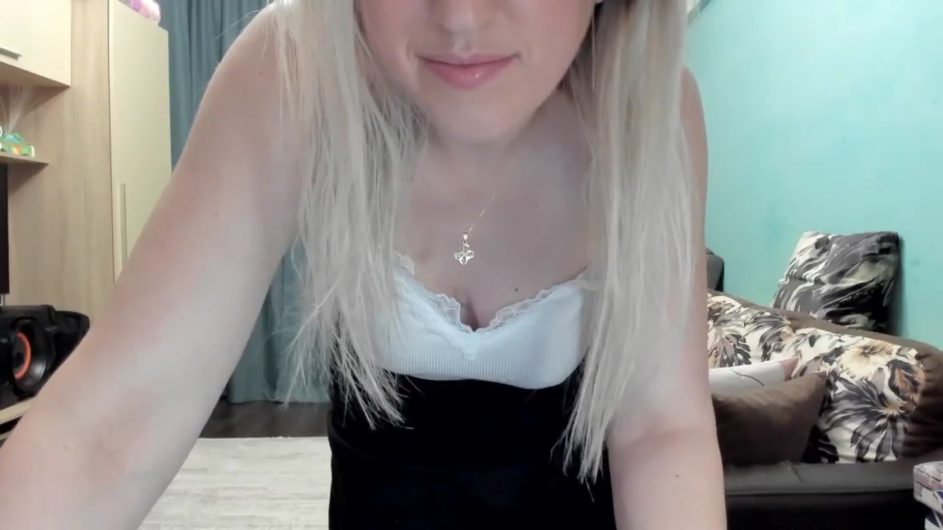 Gallery image thumbnail from SweetDelia_'s myfreecams stream on, 04/10/2026, 02:30 image 19 of 20