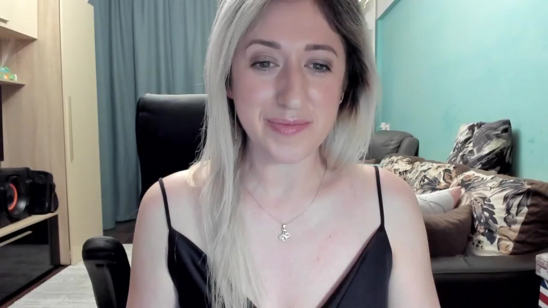 Gallery image thumbnail from SweetDelia_'s myfreecams stream on, 04/11/2026, 01:58 image 7 of 20