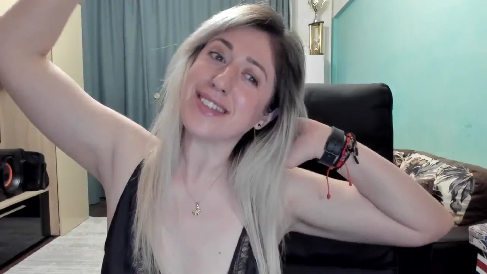 Gallery image thumbnail from SweetDelia_'s myfreecams stream on, 04/14/2026, 02:23 image 7 of 20