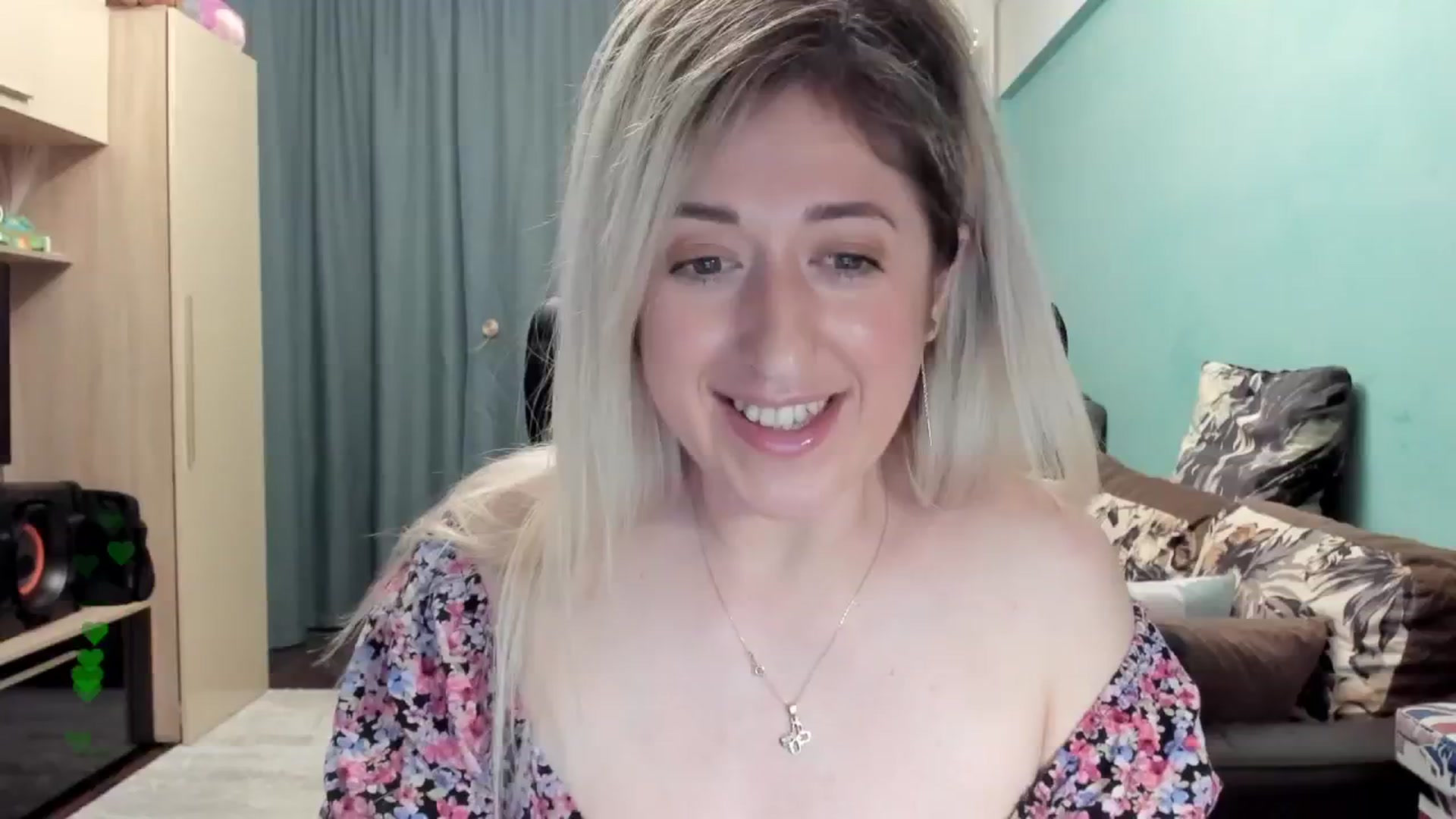 Gallery image thumbnail from SweetDelia_'s myfreecams stream on, 04/18/2026, 02:38 image 10 of 20