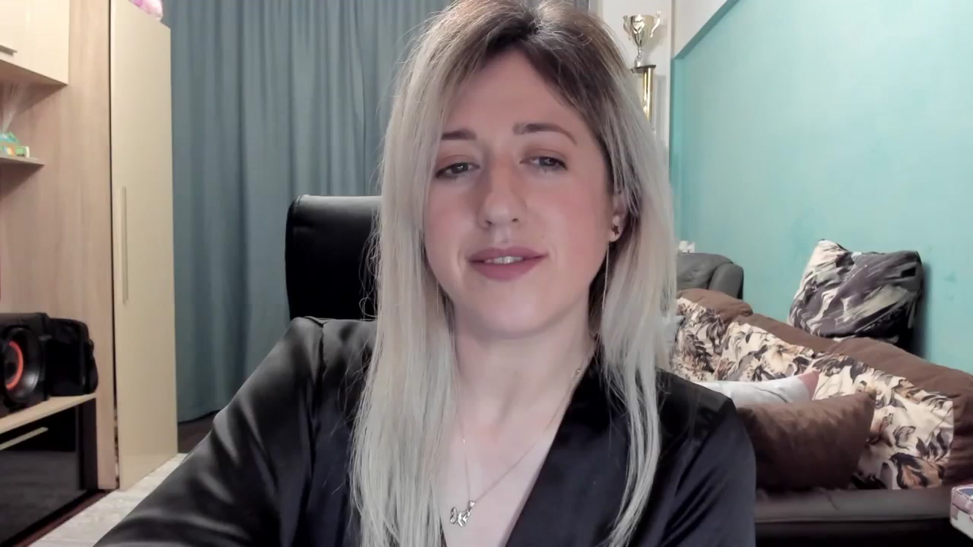 Gallery image thumbnail from SweetDelia_'s myfreecams stream on, 04/19/2026, 24:37 image 13 of 20