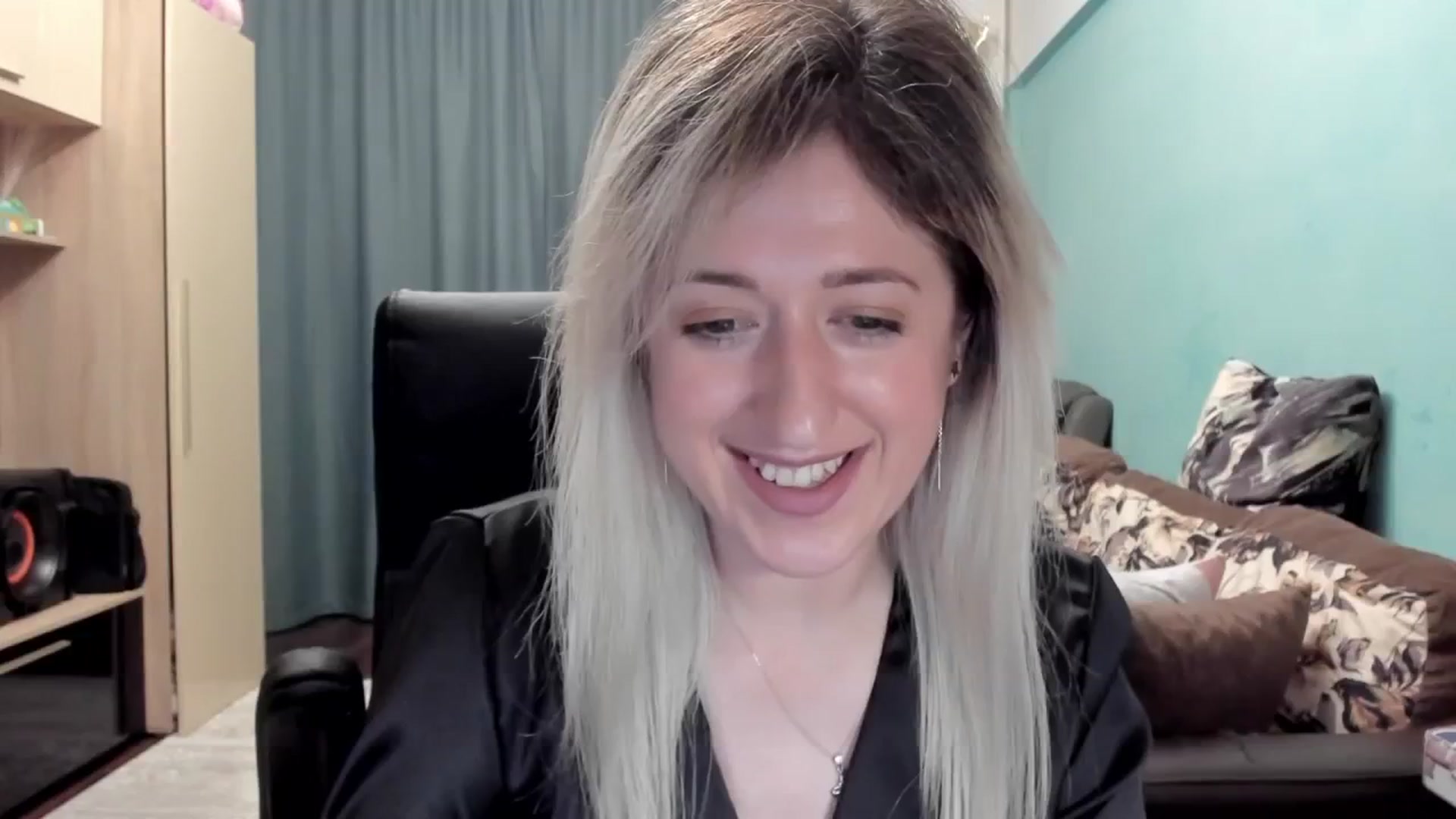 Gallery image thumbnail from SweetDelia_'s myfreecams stream on, 04/19/2026, 24:37 image 9 of 20