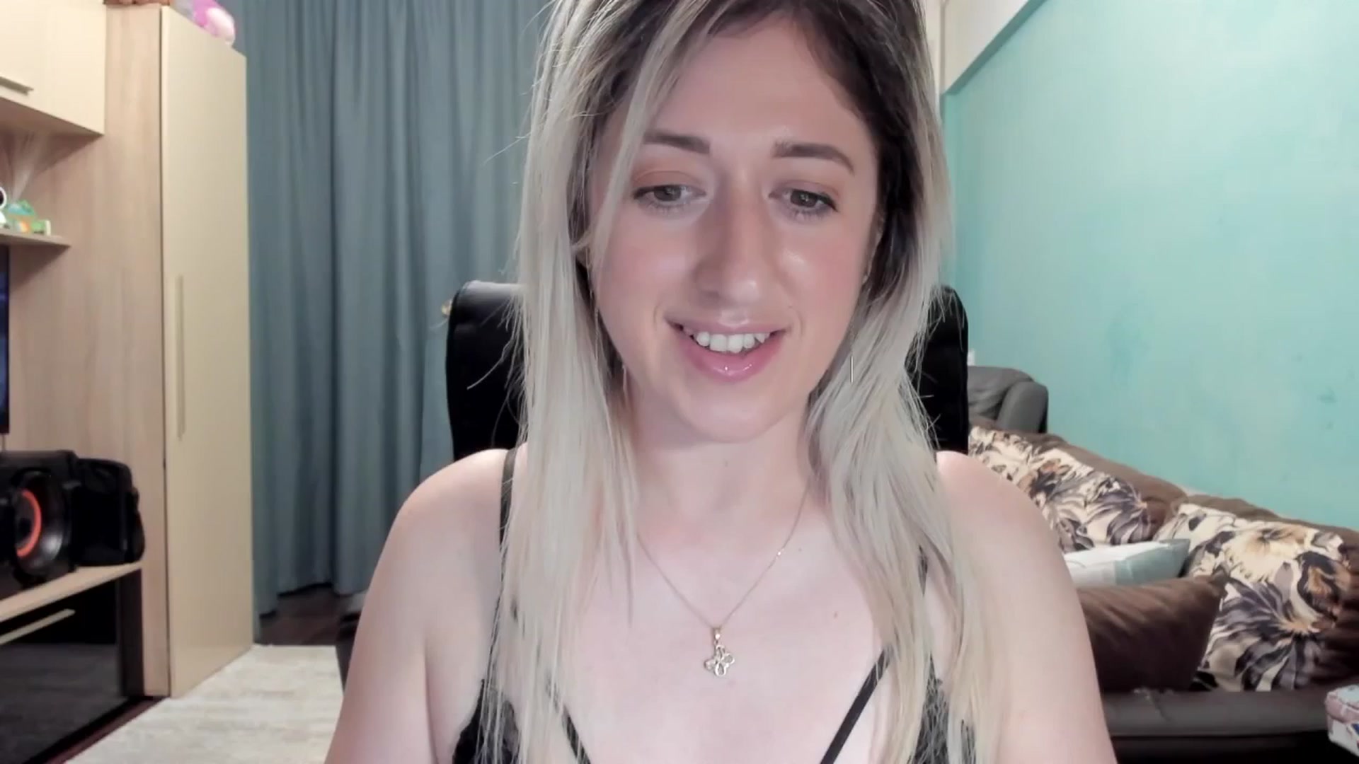 Gallery image thumbnail from SweetDelia_'s myfreecams stream on, 04/22/2026, 01:55 image 19 of 20