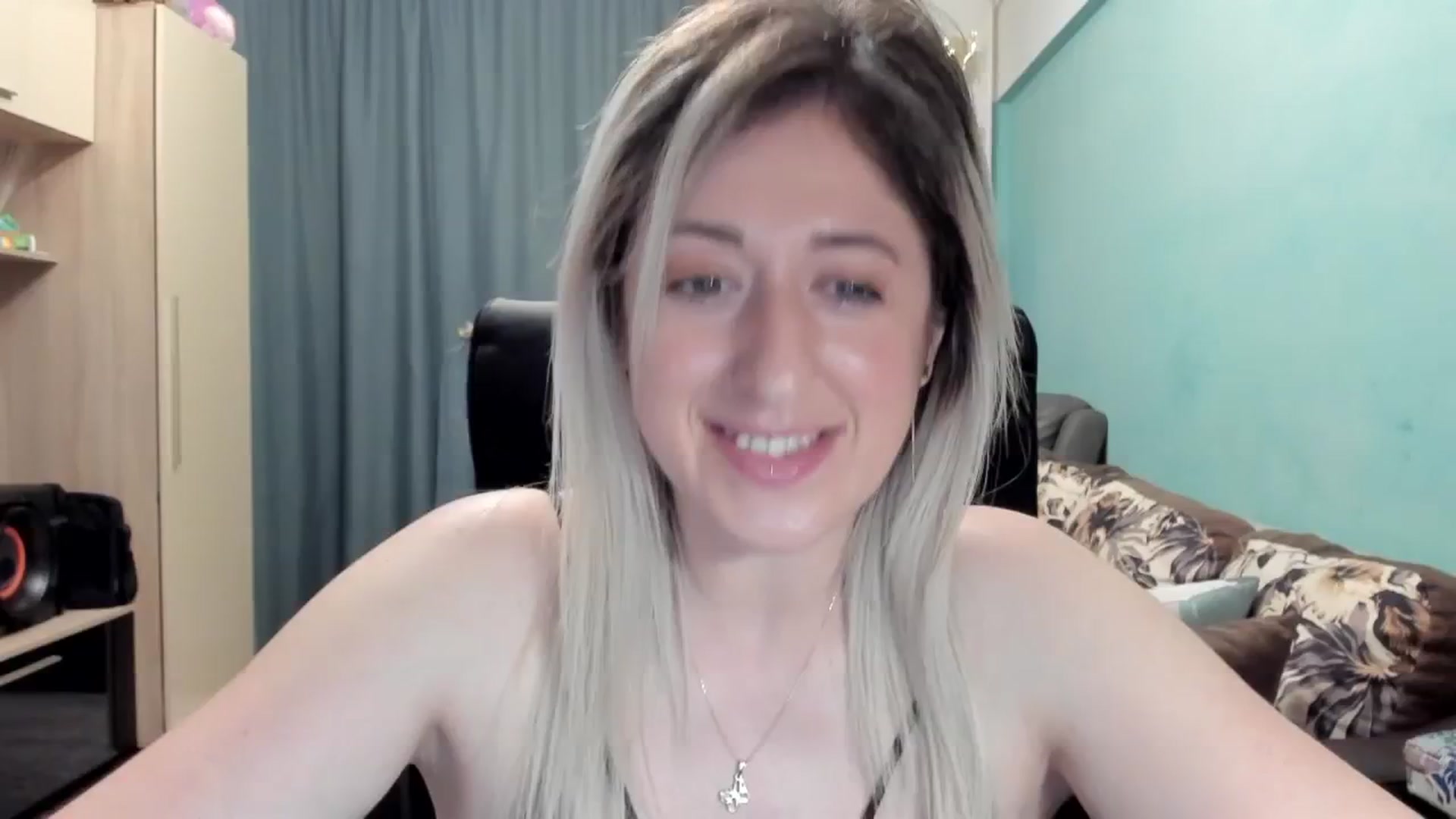 Gallery image thumbnail from SweetDelia_'s myfreecams stream on, 04/22/2026, 01:55 image 5 of 20