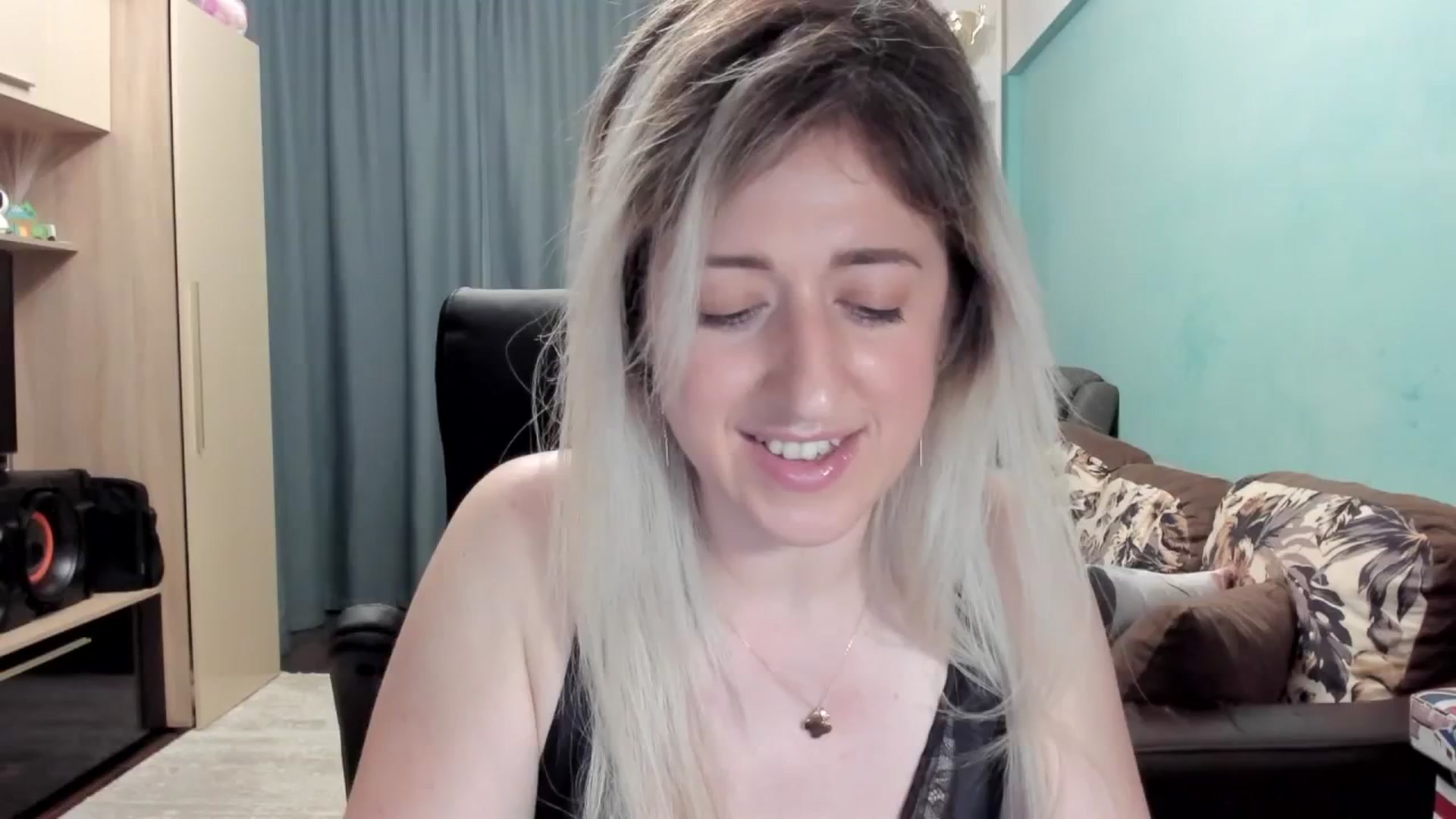 Gallery image thumbnail from SweetDelia_'s myfreecams stream on, 04/23/2026, 02:17 image 10 of 20