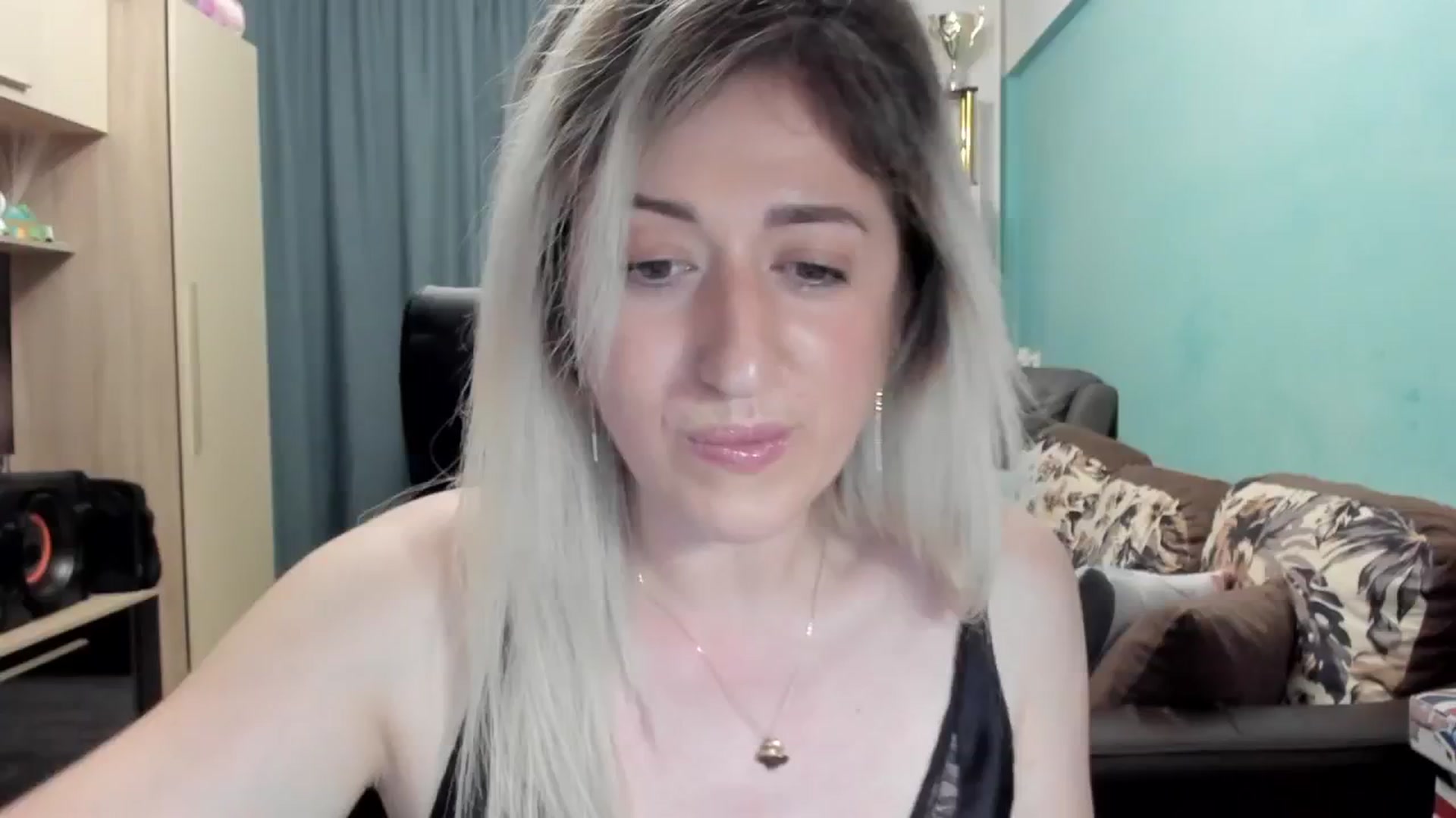 Gallery image thumbnail from SweetDelia_'s myfreecams stream on, 04/23/2026, 02:17 image 6 of 20