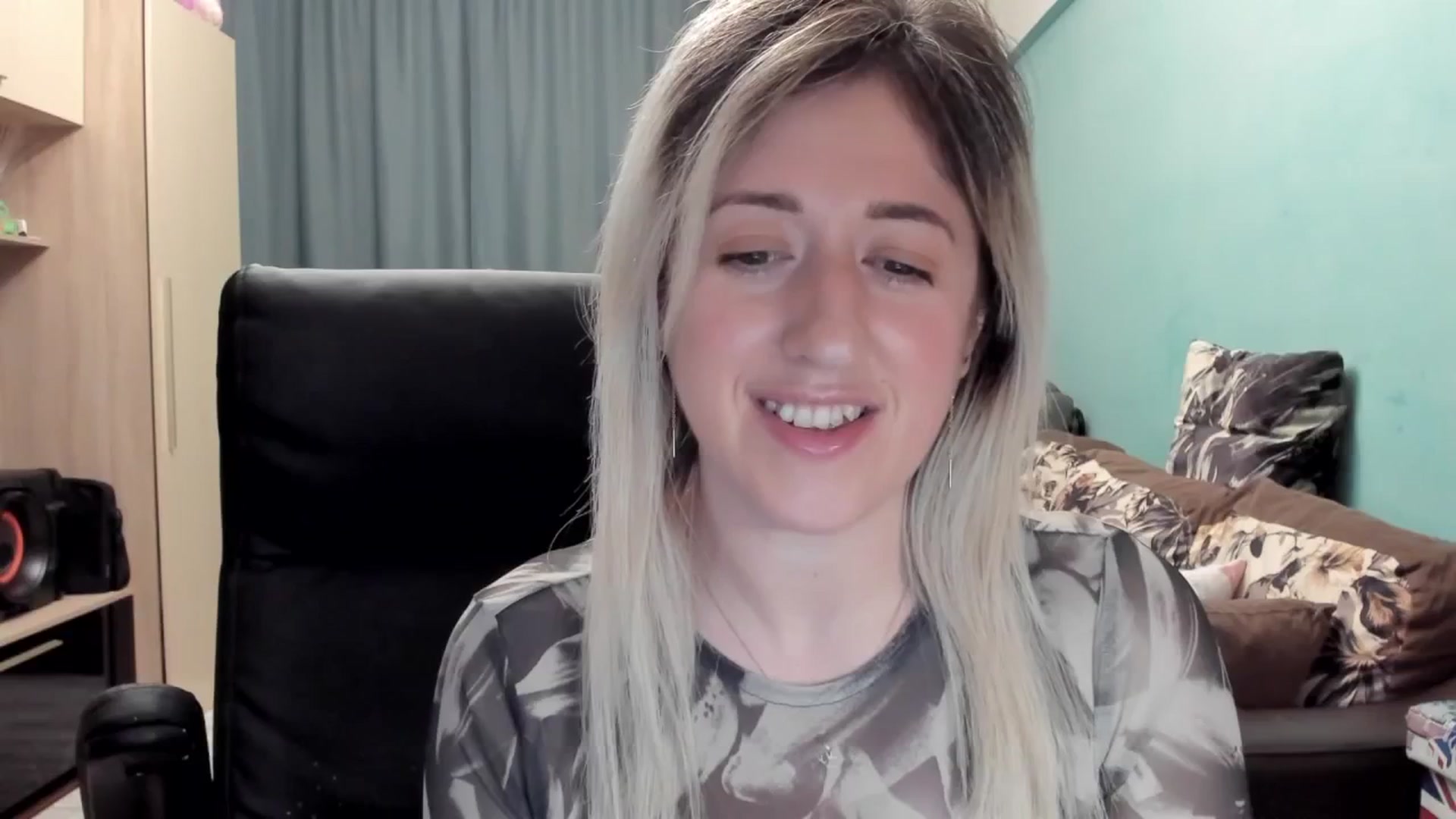 Gallery image thumbnail from SweetDelia_'s myfreecams stream on, 04/27/2026, 02:13 image 16 of 20