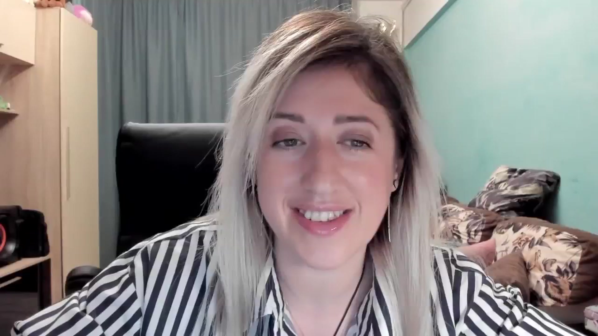 Gallery image thumbnail from SweetDelia_'s myfreecams stream on, 04/28/2026, 24:00 image 8 of 20