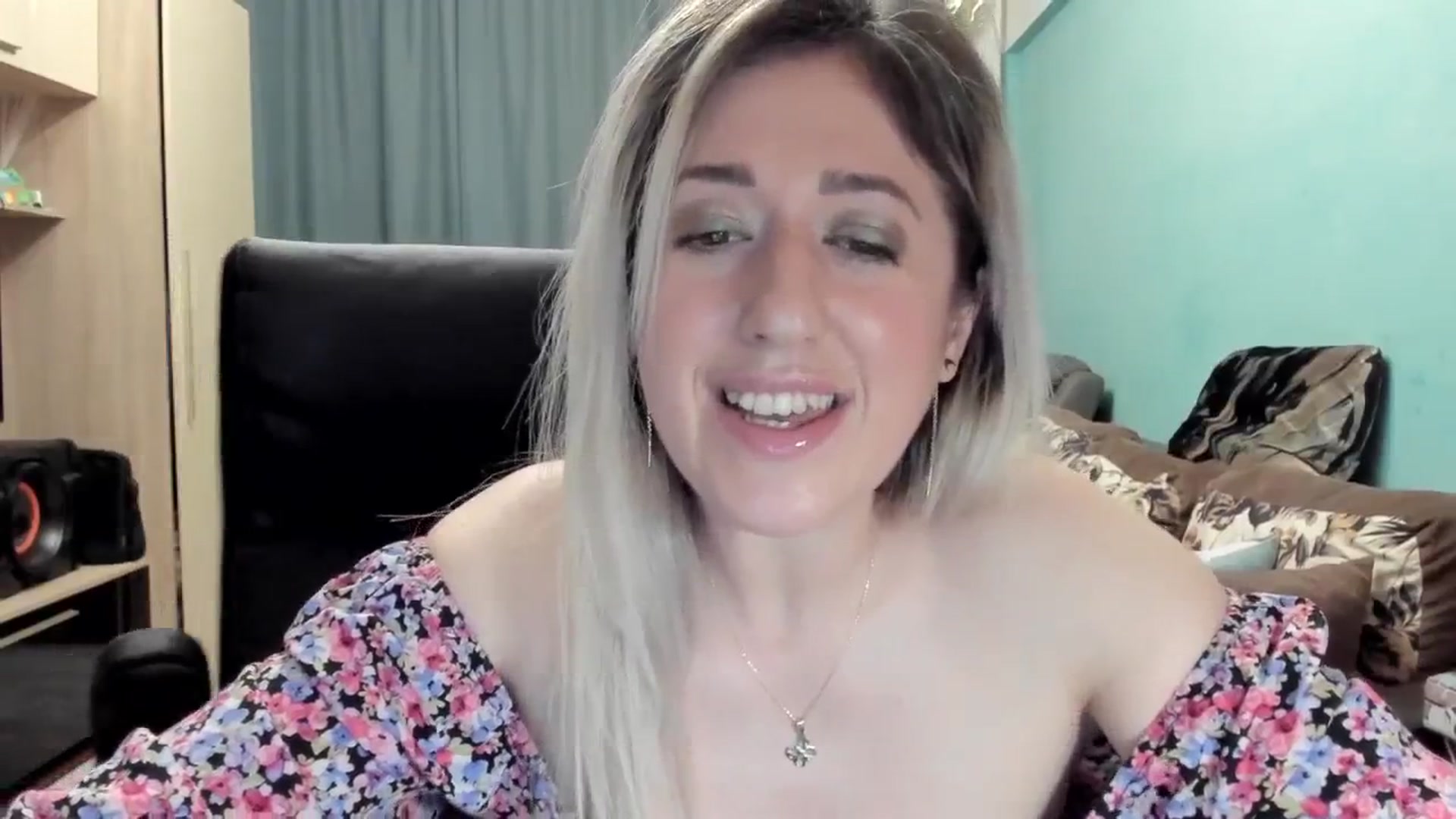 Gallery image thumbnail from SweetDelia_'s myfreecams stream on, 04/30/2026, 24:28 image 20 of 20