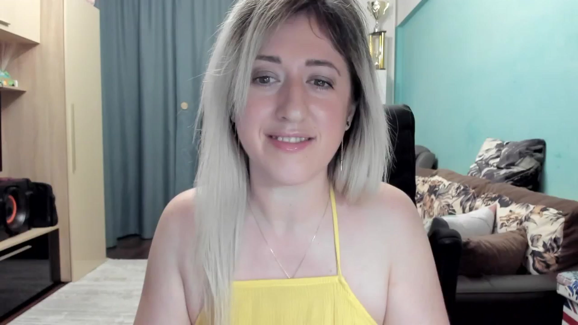 Gallery image thumbnail from SweetDelia_'s myfreecams stream on, 05/02/2026, 24:07 image 14 of 20
