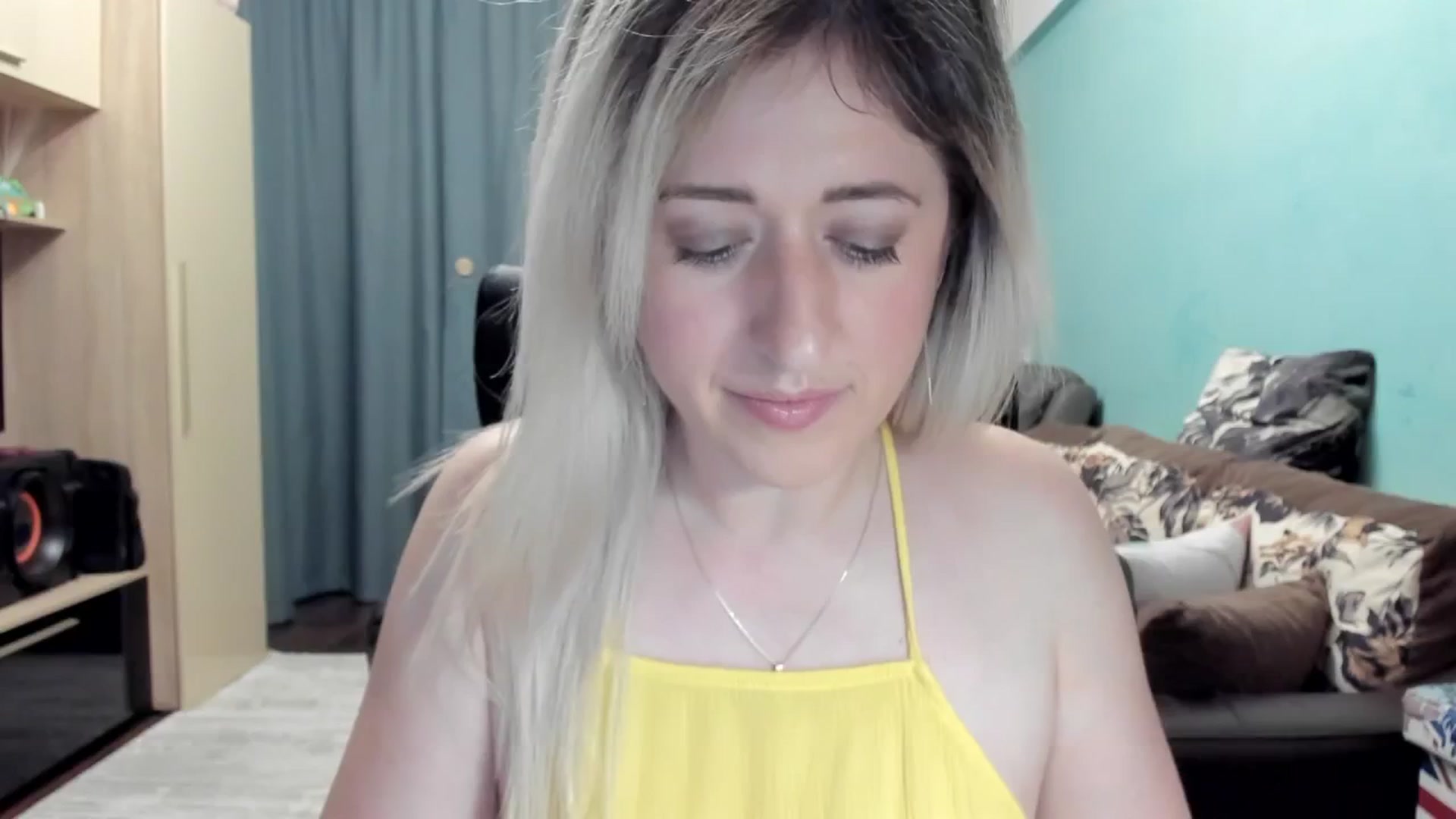 Gallery image thumbnail from SweetDelia_'s myfreecams stream on, 05/02/2026, 24:07 image 10 of 20