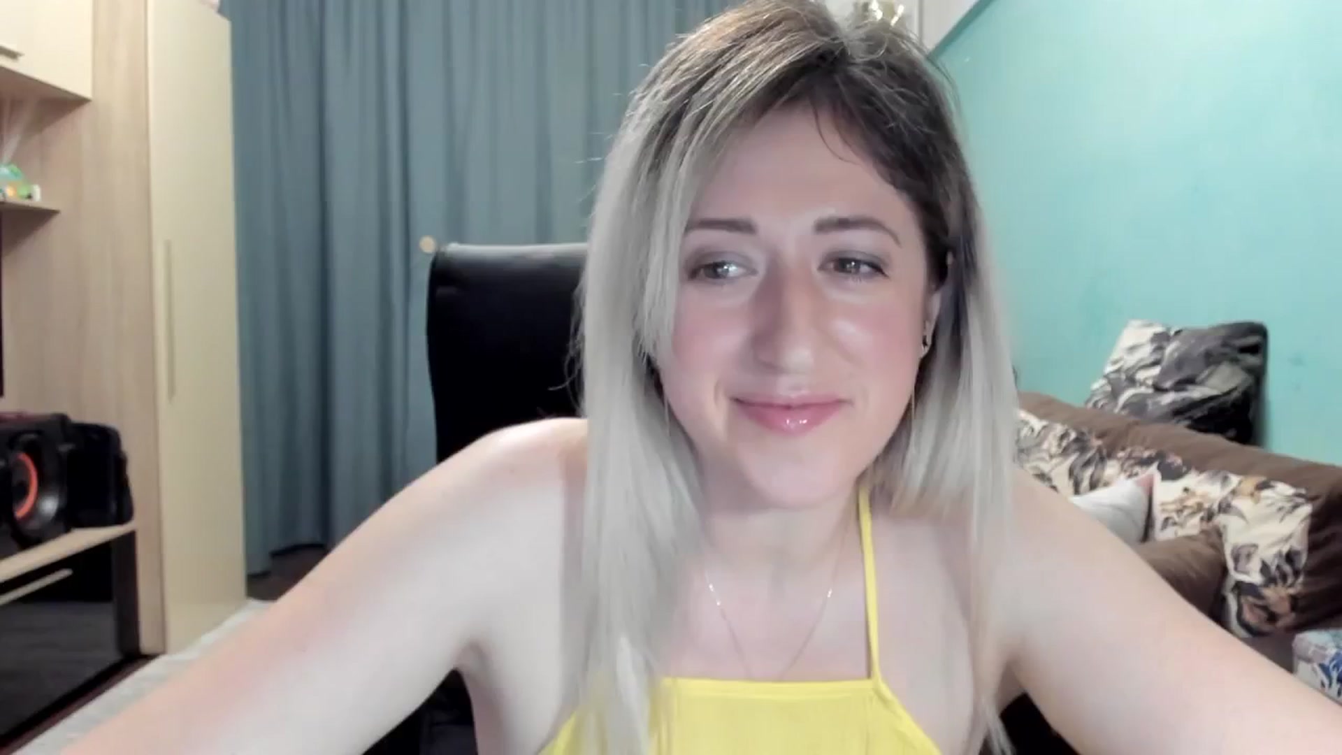 Gallery image thumbnail from SweetDelia_'s myfreecams stream on, 05/02/2026, 24:07 image 6 of 20