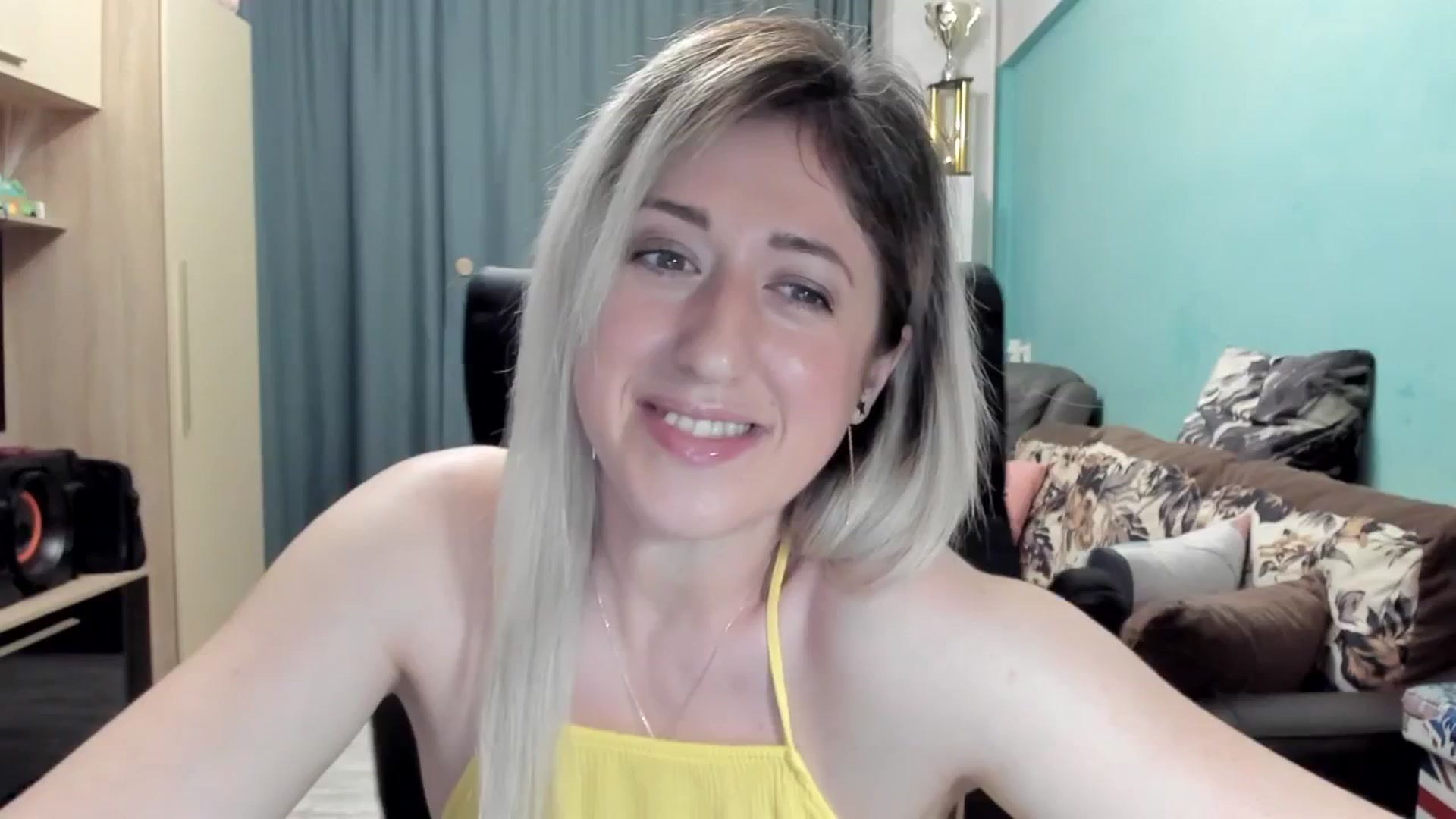 Gallery image thumbnail from SweetDelia_'s myfreecams stream on, 05/02/2026, 24:07 image 9 of 20