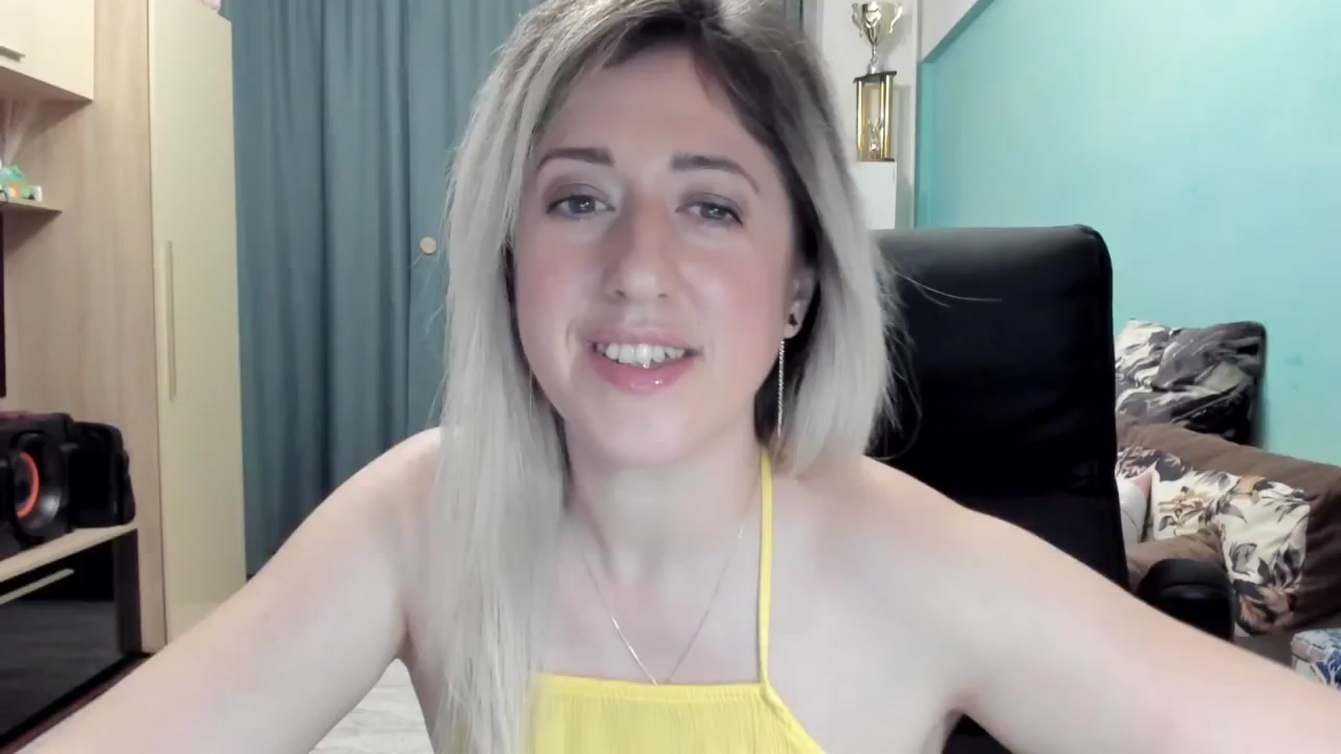 Gallery image thumbnail from SweetDelia_'s myfreecams stream on, 05/02/2026, 24:07 image 20 of 20