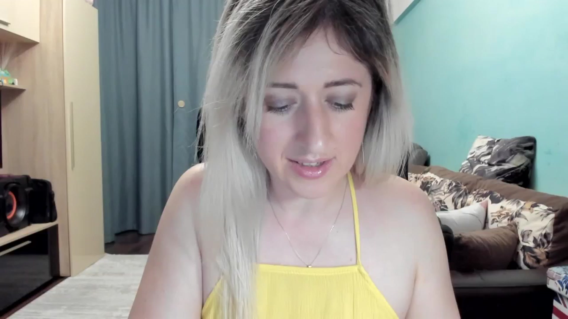 Gallery image thumbnail from SweetDelia_'s myfreecams stream on, 05/02/2026, 24:07 image 13 of 20