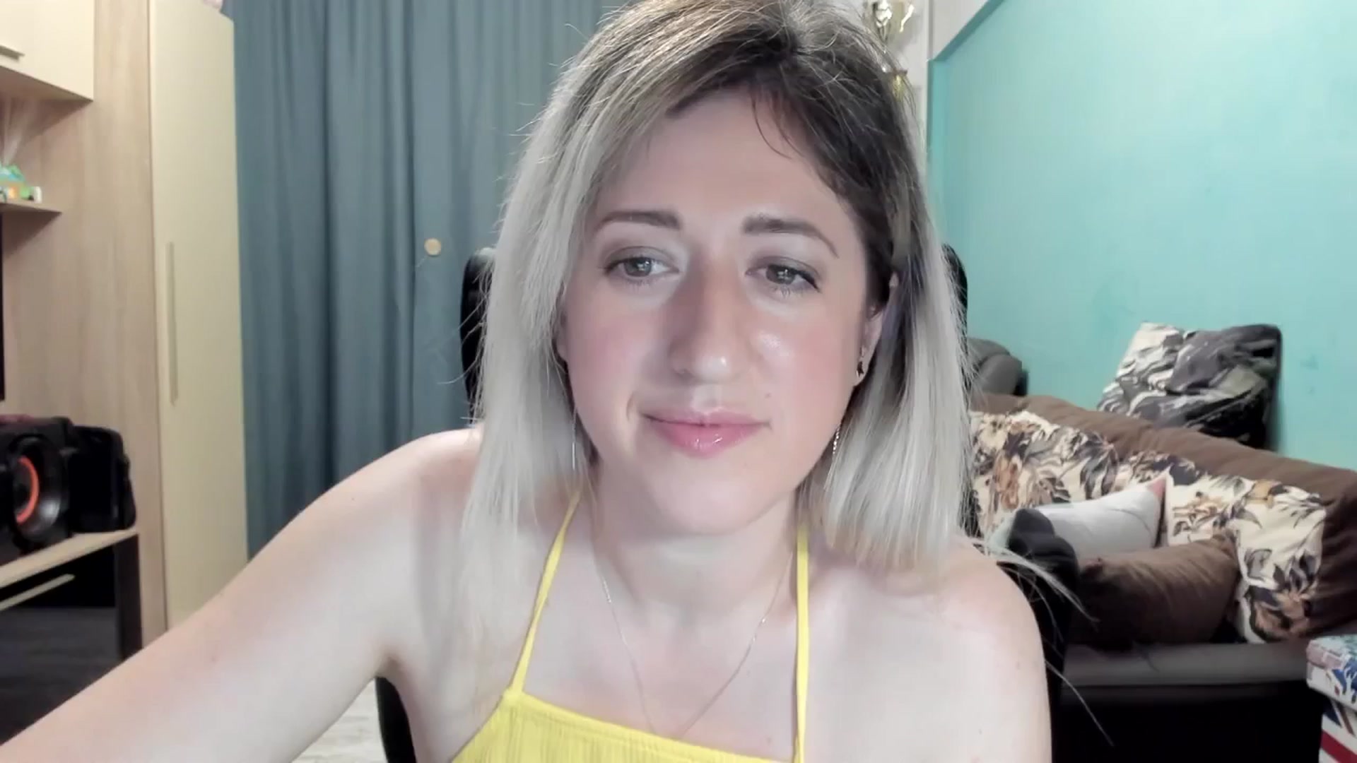 Gallery image thumbnail from SweetDelia_'s myfreecams stream on, 05/02/2026, 24:07 image 2 of 20