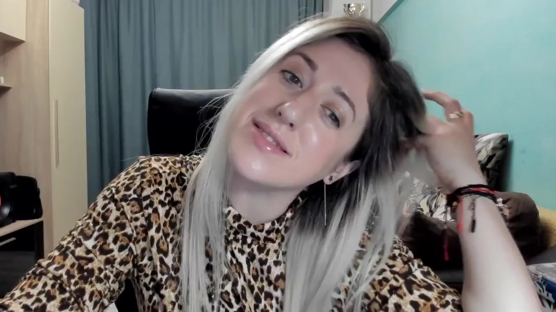 Gallery image thumbnail from SweetDelia_'s myfreecams stream on, 05/03/2026, 02:34 image 3 of 20