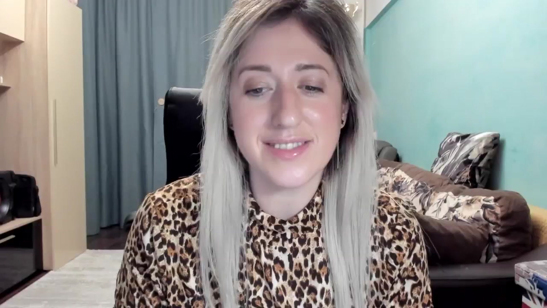 Gallery image thumbnail from SweetDelia_'s myfreecams stream on, 05/03/2026, 02:34 image 17 of 20