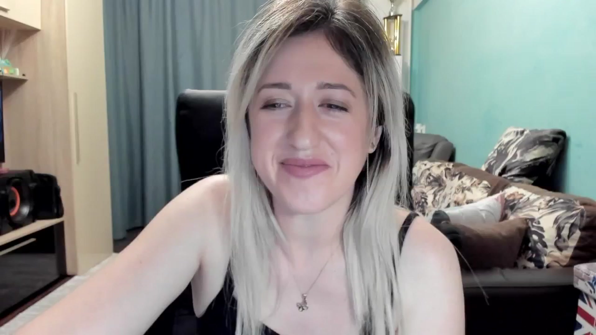 Gallery image thumbnail from SweetDelia_'s myfreecams stream on, 05/05/2026, 24:41 image 9 of 20