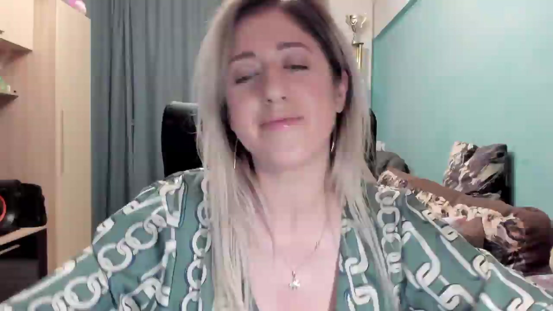 Gallery image thumbnail from SweetDelia_'s myfreecams stream on, 05/06/2026, 02:29 image 8 of 20