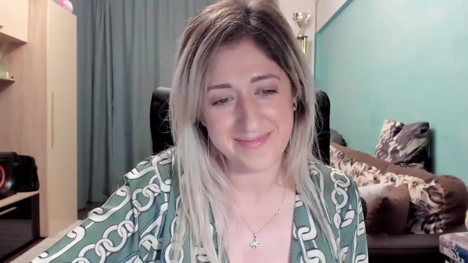 Gallery image thumbnail from SweetDelia_'s myfreecams stream on, 05/06/2026, 02:29 image 4 of 20