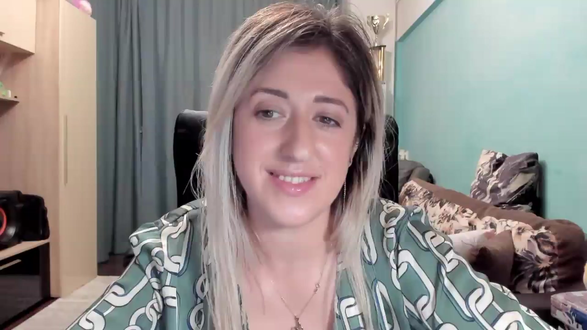 Gallery image thumbnail from SweetDelia_'s myfreecams stream on, 05/06/2026, 02:29 image 12 of 20
