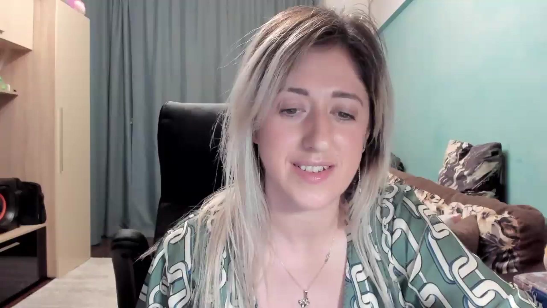 Gallery image thumbnail from SweetDelia_'s myfreecams stream on, 05/06/2026, 02:29 image 3 of 20