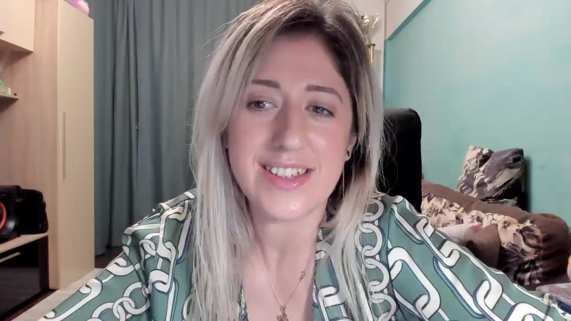 Gallery image thumbnail from SweetDelia_'s myfreecams stream on, 05/06/2026, 02:29 image 5 of 20