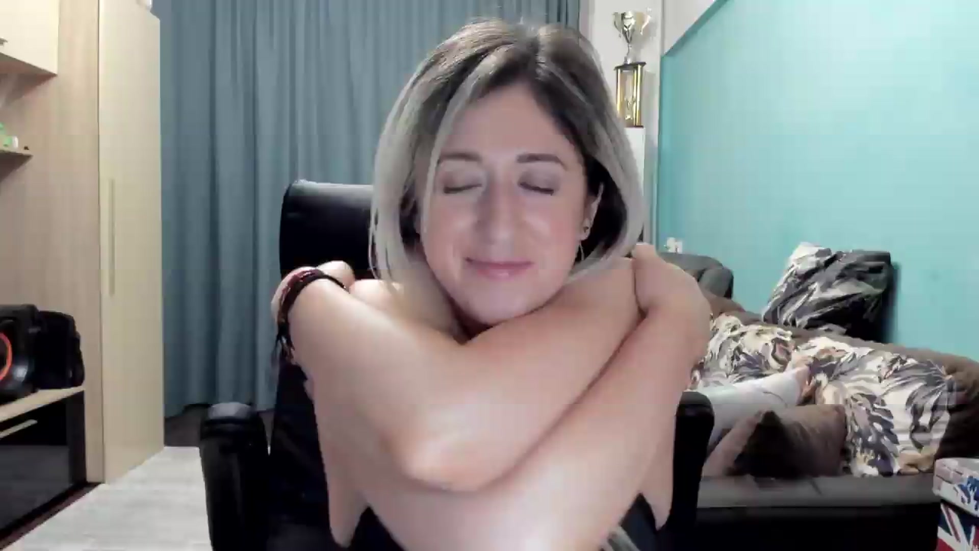 Gallery image thumbnail from SweetDelia_'s myfreecams stream on, 05/08/2026, 24:56 image 2 of 20