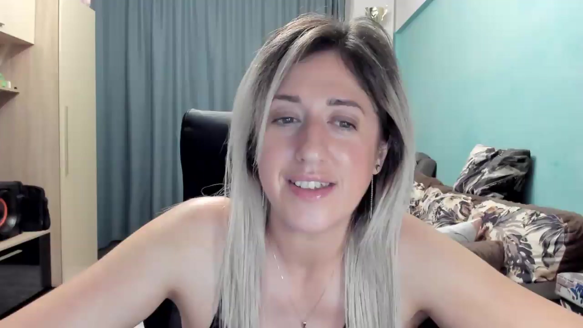 Gallery image thumbnail from SweetDelia_'s myfreecams stream on, 05/08/2026, 24:56 image 4 of 20