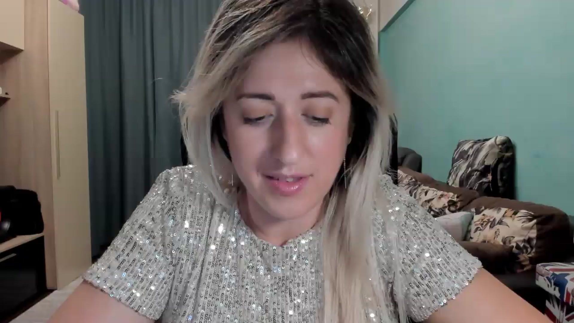 Gallery image thumbnail from SweetDelia_'s myfreecams stream on, 05/15/2026, 02:31 image 19 of 20