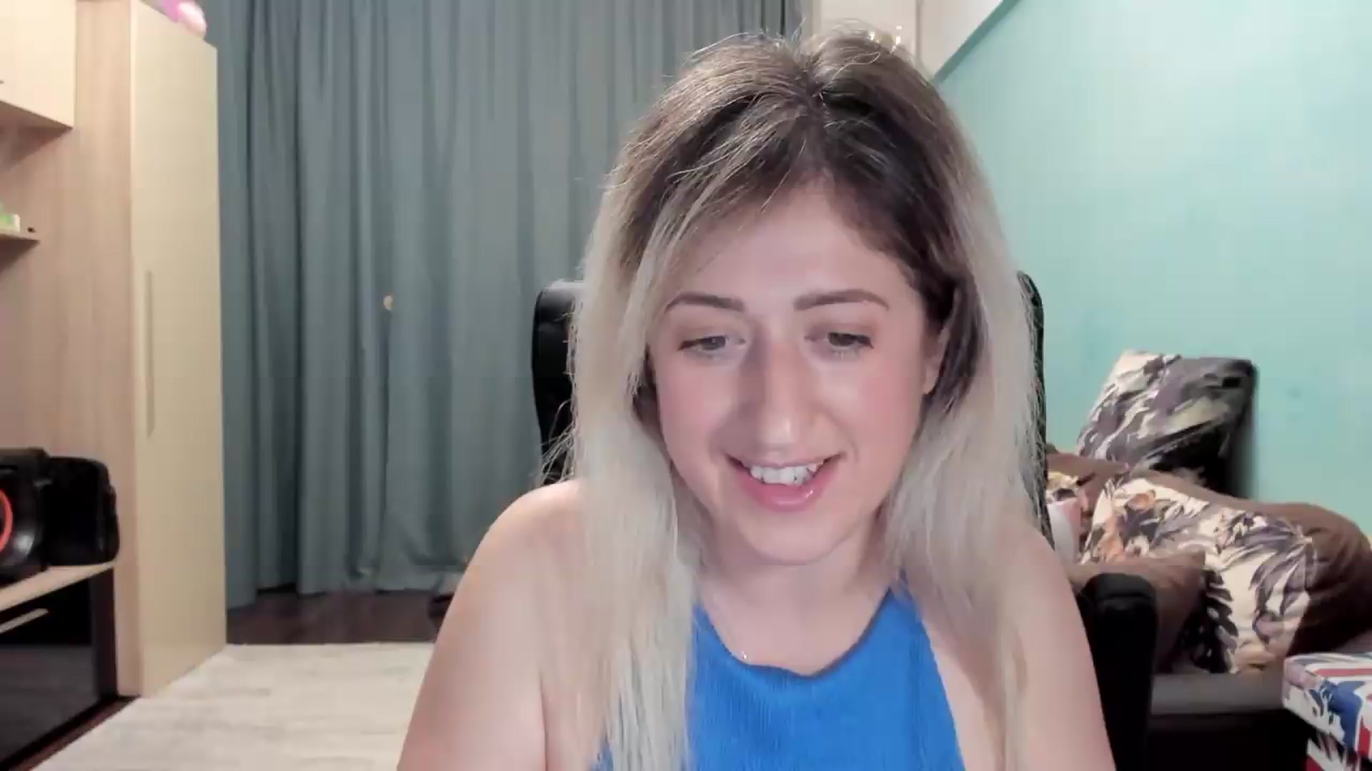 Gallery image thumbnail from SweetDelia_'s myfreecams stream on, 05/18/2026, 01:34 image 16 of 20