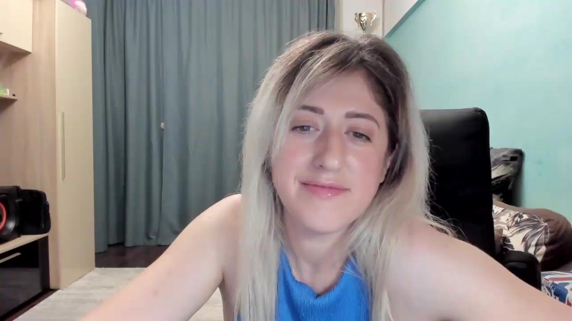 Gallery image thumbnail from SweetDelia_'s myfreecams stream on, 05/18/2026, 01:34 image 19 of 20