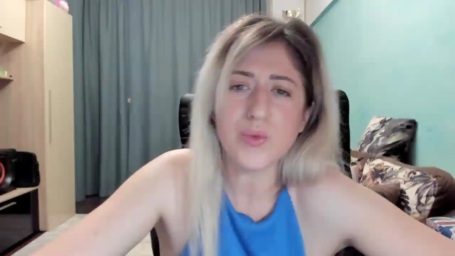 Gallery image thumbnail from SweetDelia_'s myfreecams stream on, 05/18/2026, 01:34 image 12 of 20
