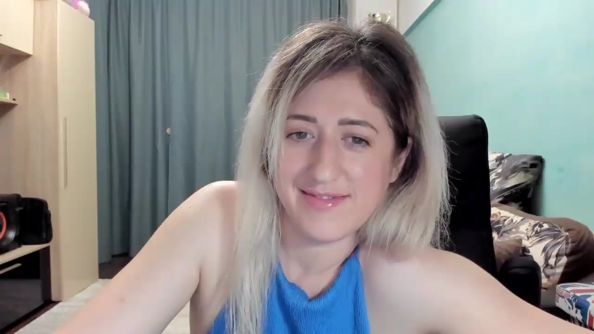 Gallery image thumbnail from SweetDelia_'s myfreecams stream on, 05/18/2026, 01:34 image 7 of 20