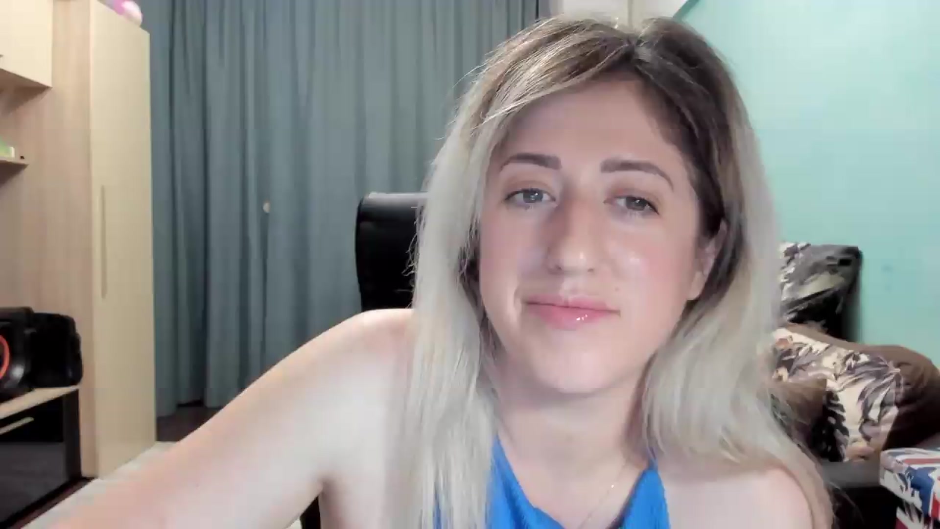 Gallery image thumbnail from SweetDelia_'s myfreecams stream on, 05/18/2026, 01:34 image 14 of 20