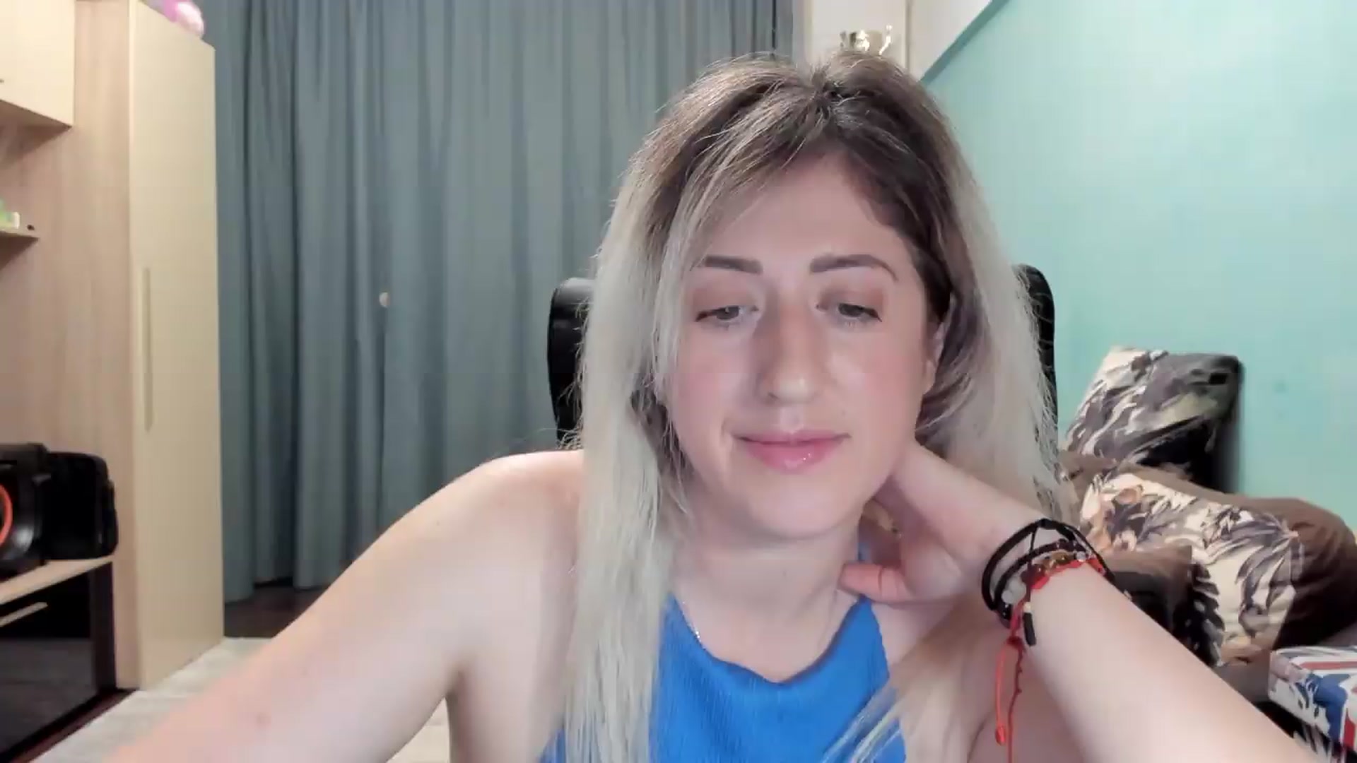 Gallery image thumbnail from SweetDelia_'s myfreecams stream on, 05/18/2026, 01:34 image 20 of 20