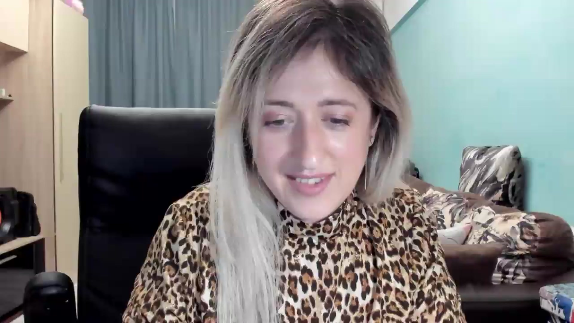 Gallery image thumbnail from SweetDelia_'s myfreecams stream on, 05/22/2026, 24:55 image 3 of 20