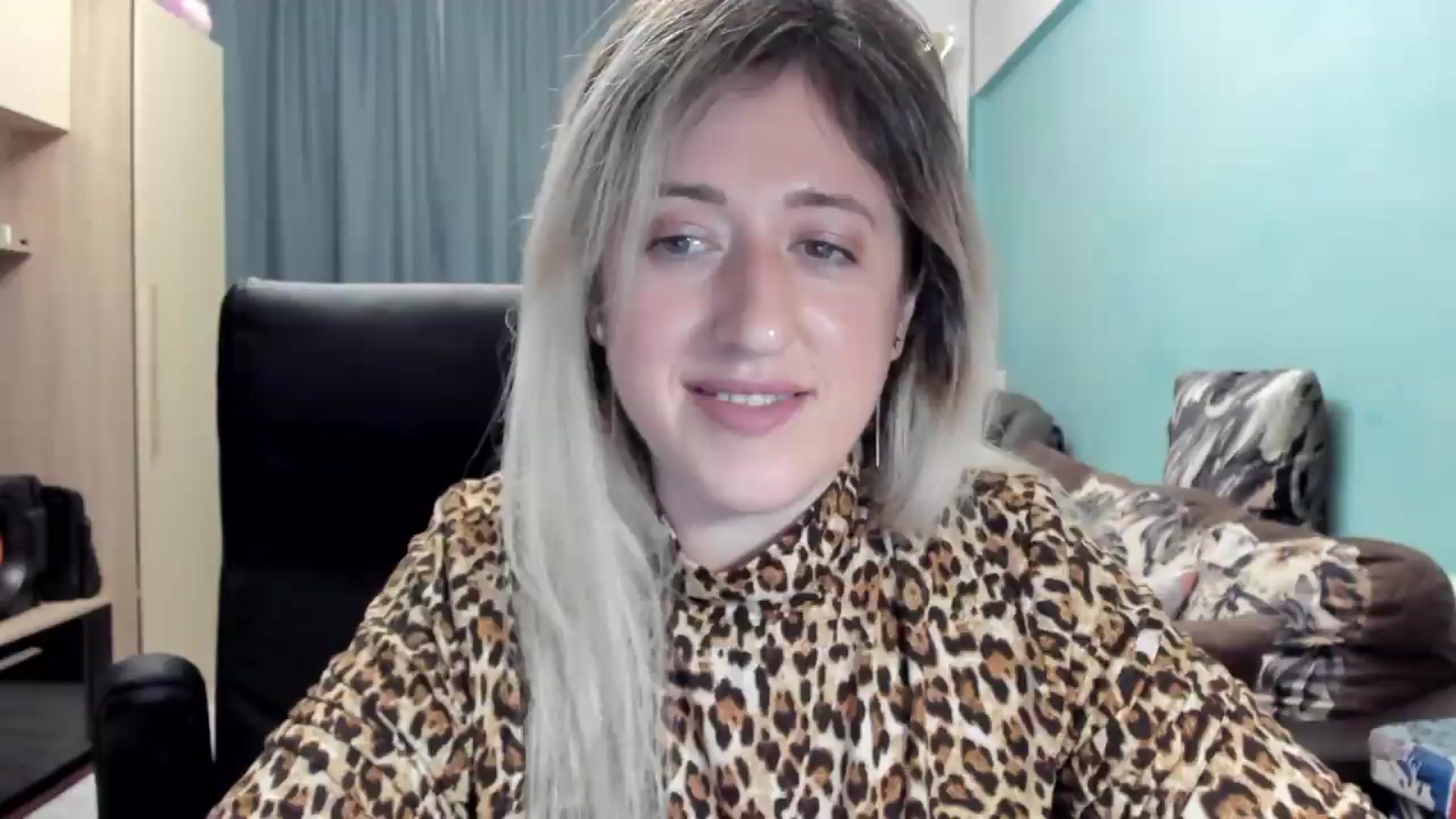 Gallery image thumbnail from SweetDelia_'s myfreecams stream on, 05/22/2026, 24:55 image 20 of 20
