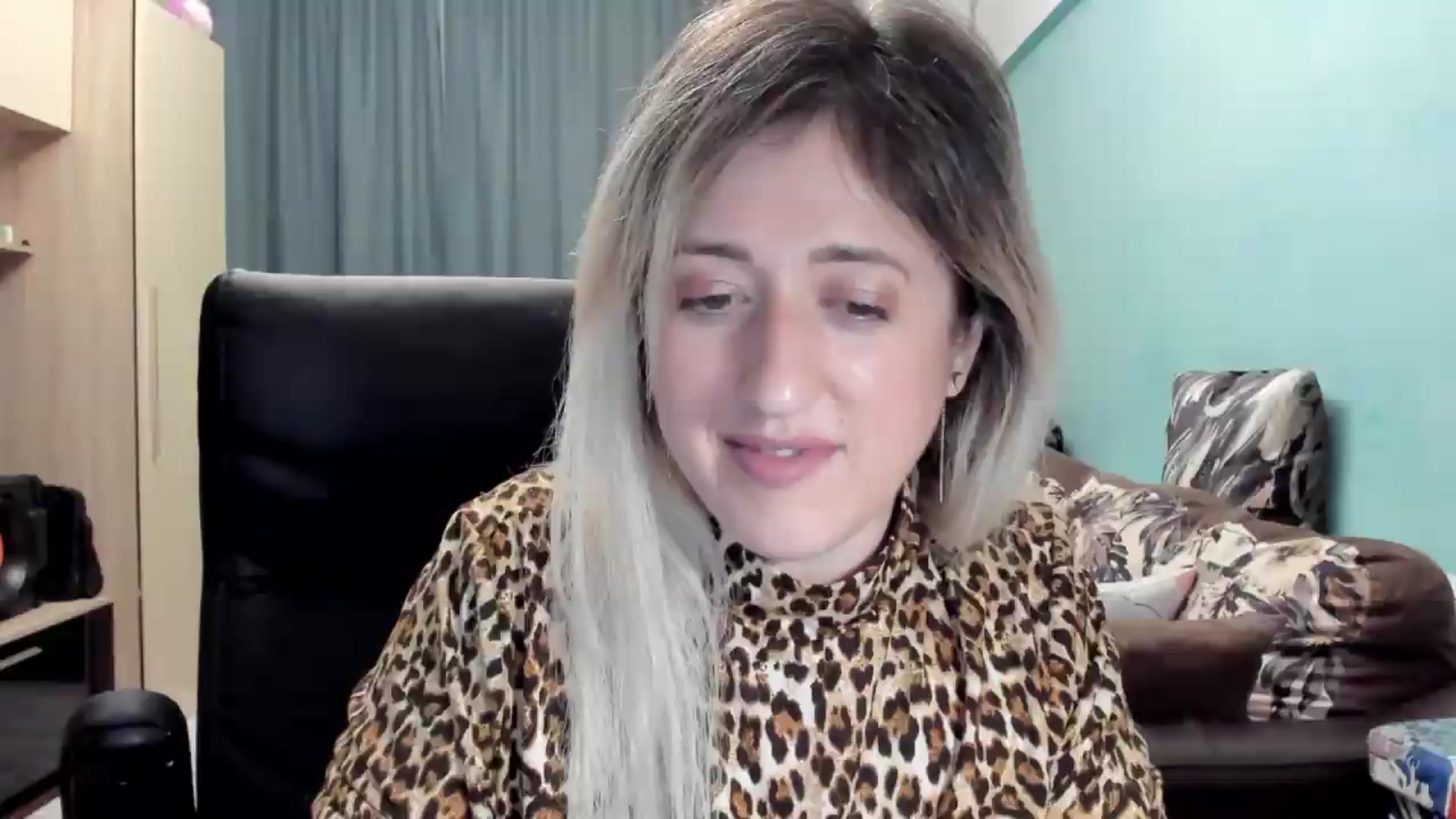 Gallery image thumbnail from SweetDelia_'s myfreecams stream on, 05/22/2026, 24:55 image 6 of 20