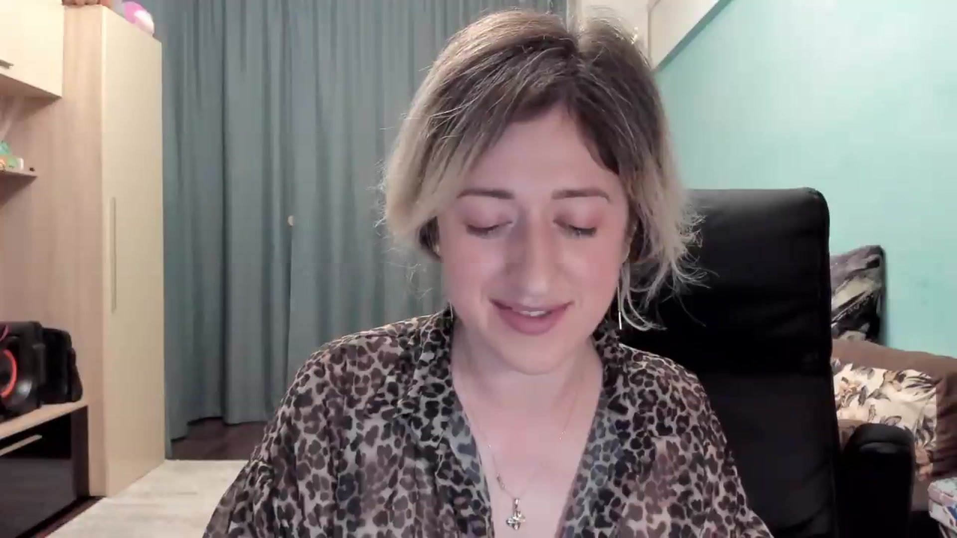 Gallery image thumbnail from SweetDelia_'s myfreecams stream on, 05/25/2026, 02:07 image 3 of 20