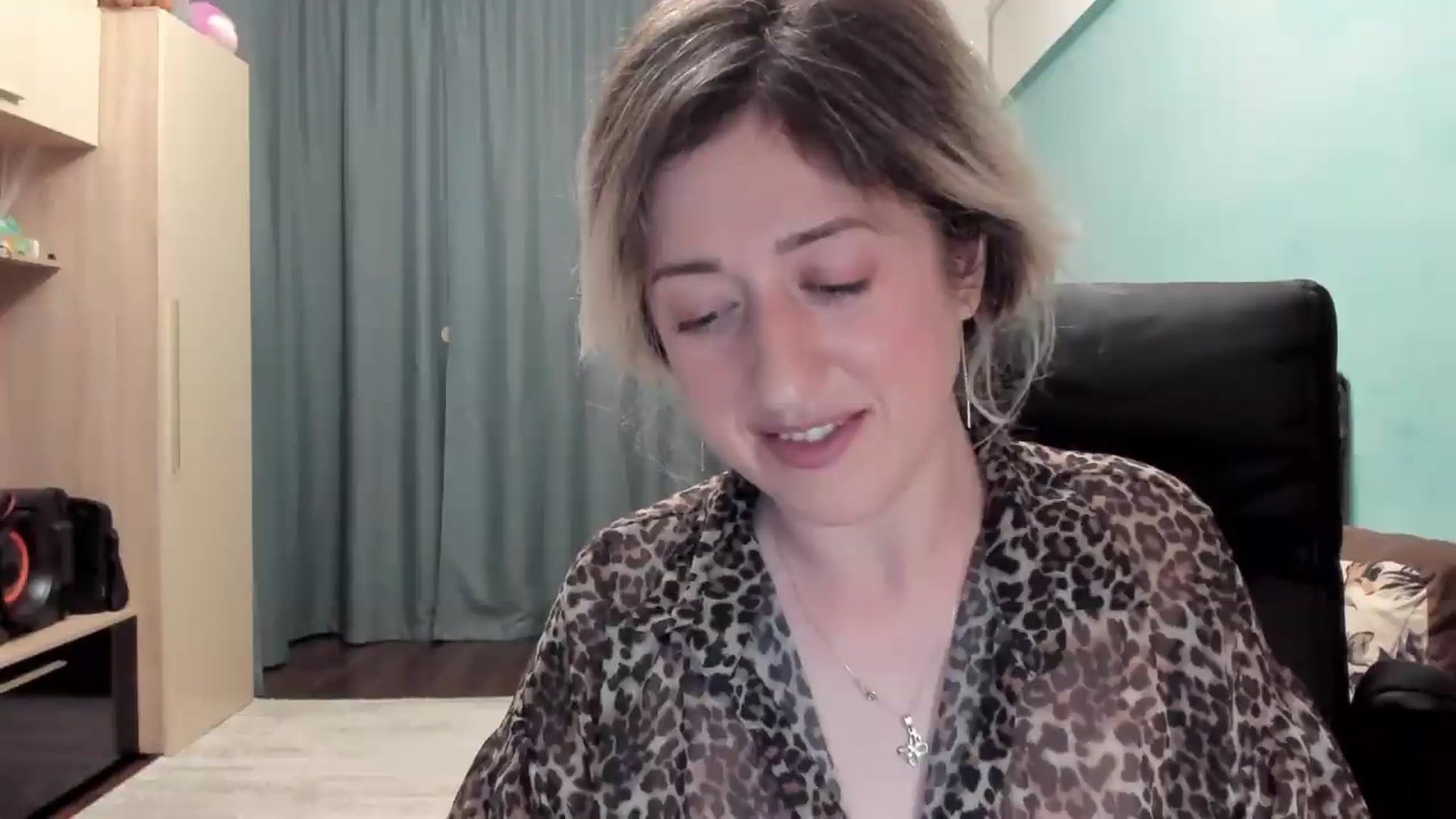 Gallery image thumbnail from SweetDelia_'s myfreecams stream on, 05/25/2026, 02:07 image 15 of 20