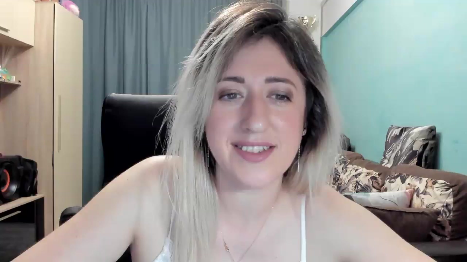 Gallery image thumbnail from SweetDelia_'s myfreecams stream on, 05/30/2026, 02:09 image 1 of 20