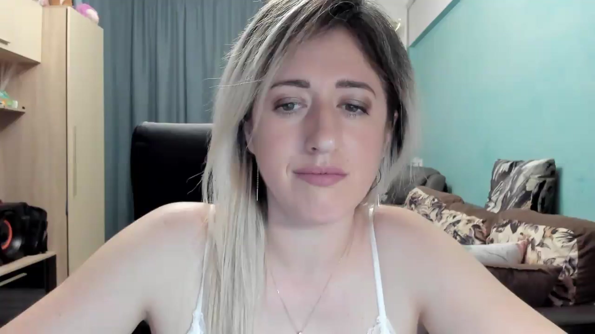 Gallery image thumbnail from SweetDelia_'s myfreecams stream on, 05/30/2026, 02:09 image 8 of 20