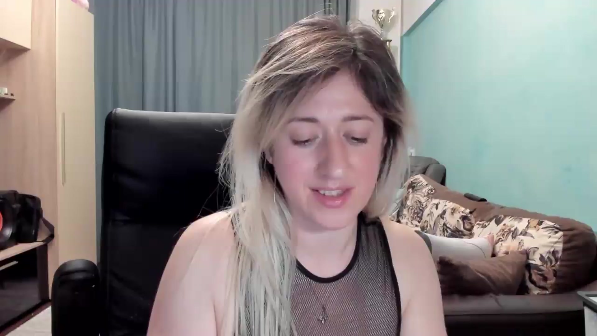 Gallery image thumbnail from SweetDelia_'s myfreecams stream on, 06/01/2026, 03:07 image 11 of 20