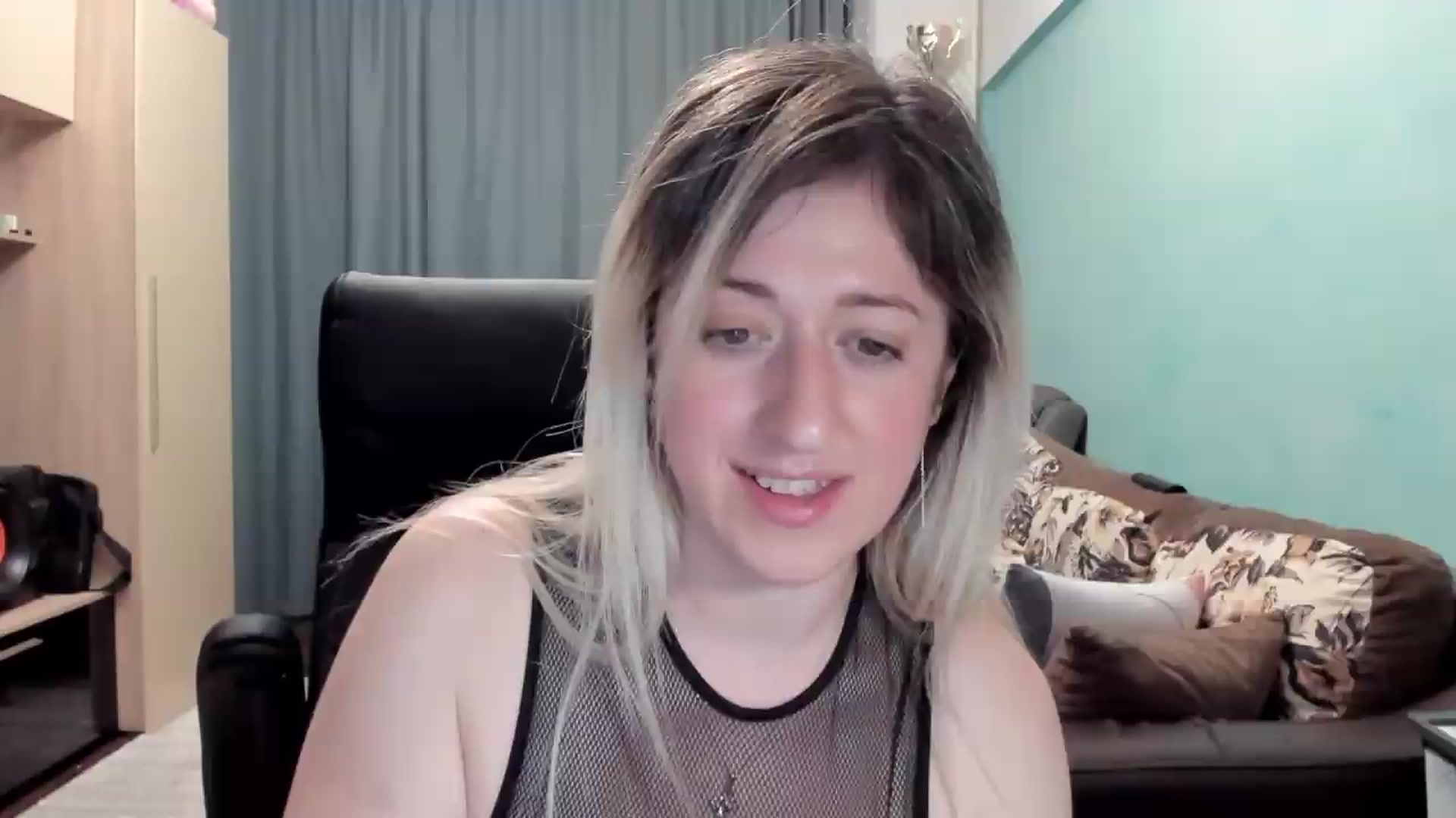 Gallery image thumbnail from SweetDelia_'s myfreecams stream on, 06/01/2026, 03:07 image 8 of 20