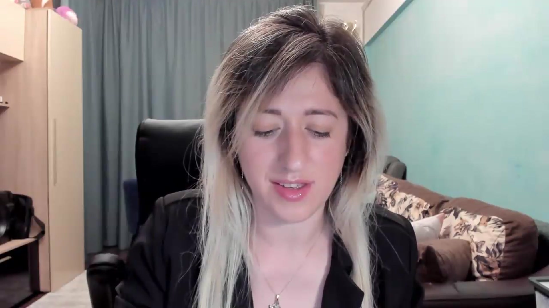 Gallery image thumbnail from SweetDelia_'s myfreecams stream on, 06/01/2026, 23:59 image 7 of 20