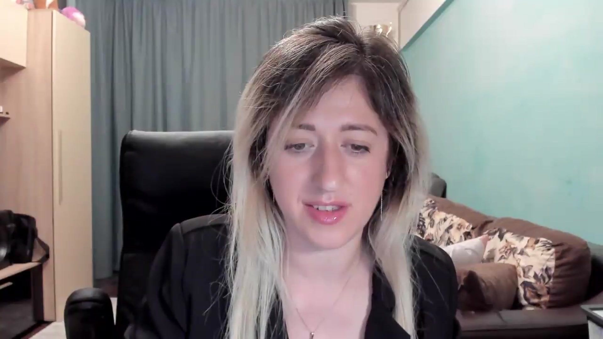Gallery image thumbnail from SweetDelia_'s myfreecams stream on, 06/01/2026, 23:59 image 10 of 20