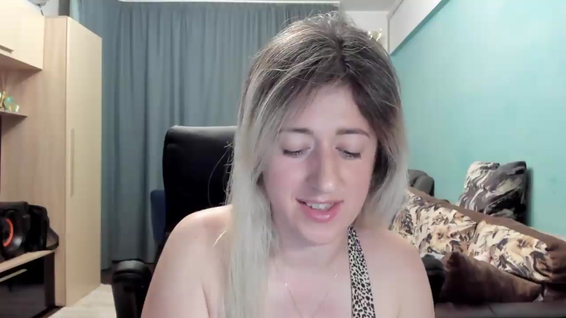 Gallery image thumbnail from SweetDelia_'s myfreecams stream on, 06/06/2026, 24:05 image 12 of 20