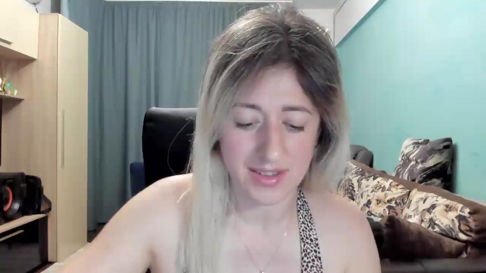Gallery image thumbnail from SweetDelia_'s myfreecams stream on, 06/06/2026, 24:05 image 5 of 20